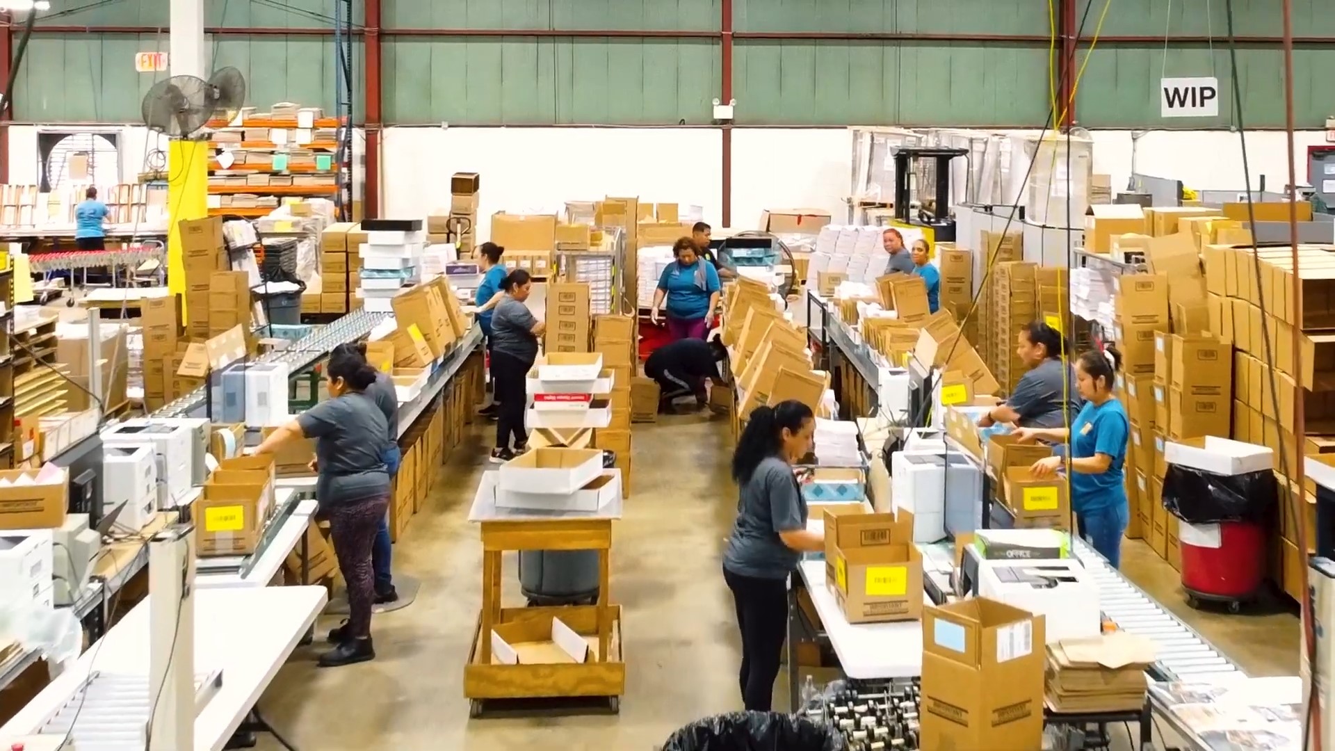 Welcome to IPAK 0-9 screenshot Workers in IPak Facility